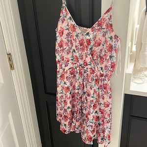 Francesca’s floral mini dress- small NWT